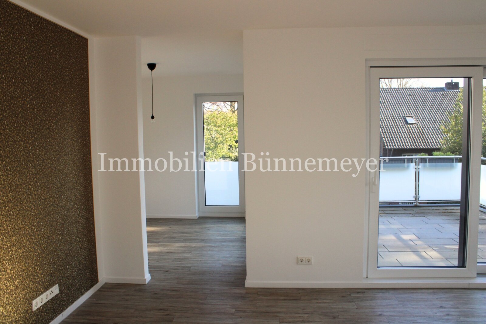 Wunderschöne moderne lichtdurchflutete Wohnung im Obergeschoss 