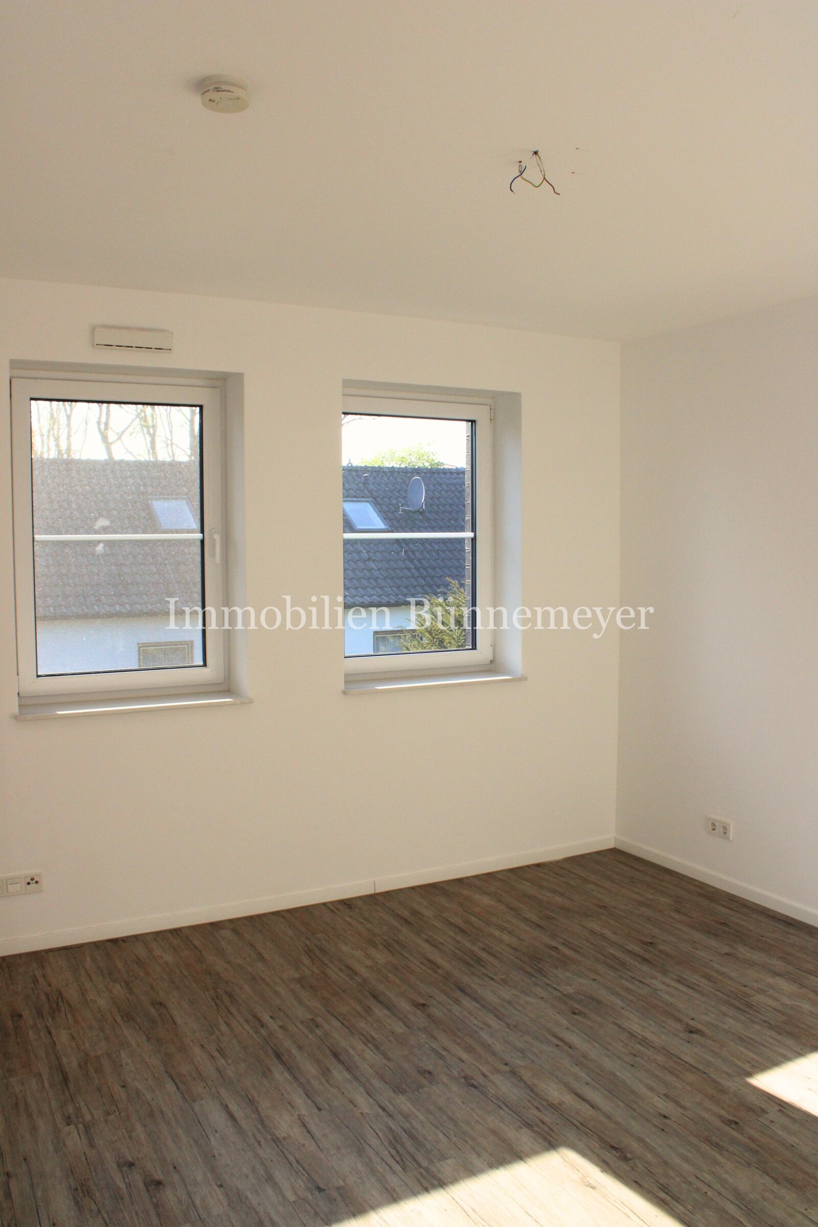 Wunderschöne moderne lichtdurchflutete Wohnung im Obergeschoss 