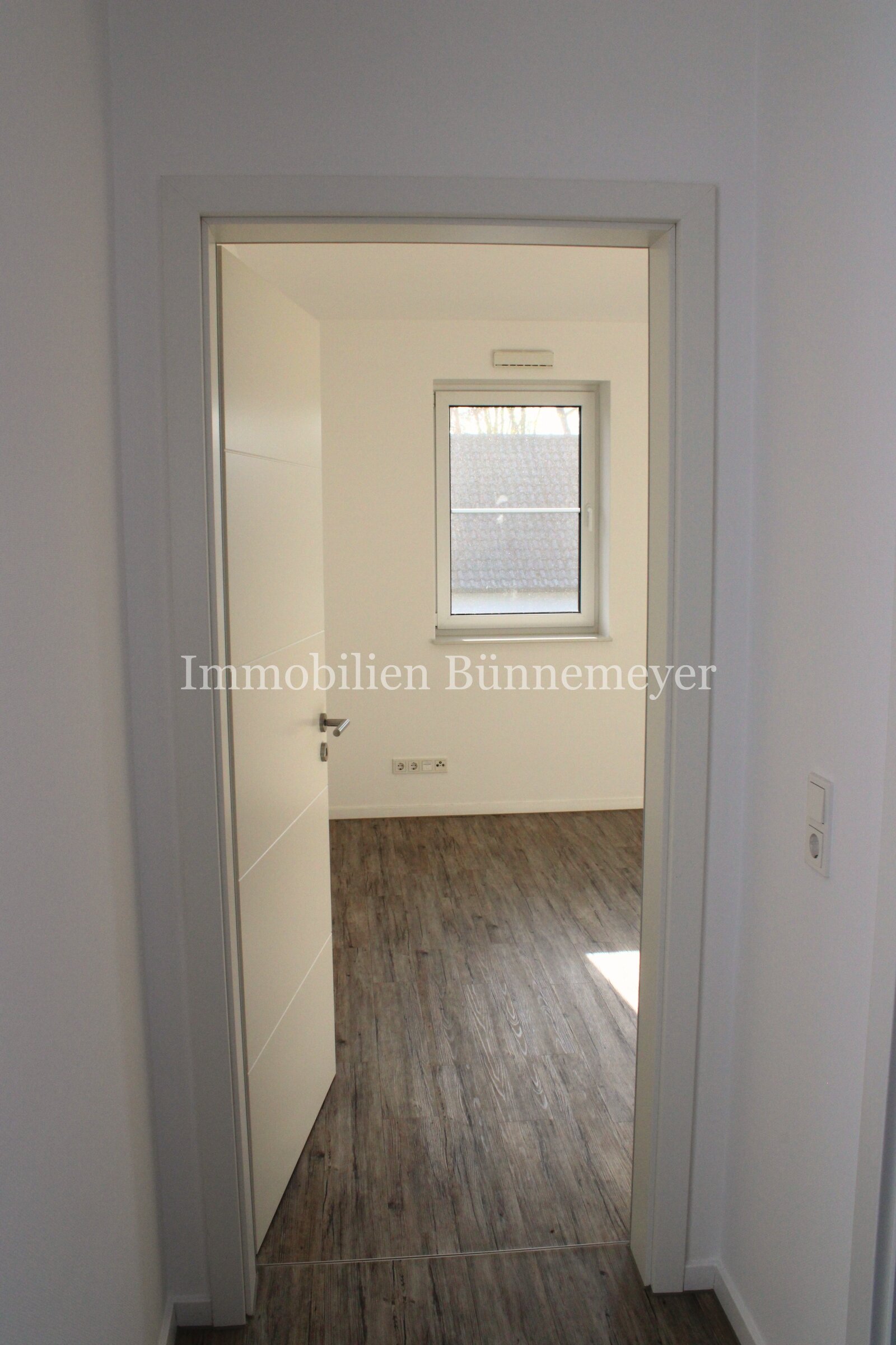 Wunderschöne moderne lichtdurchflutete Wohnung im Obergeschoss 