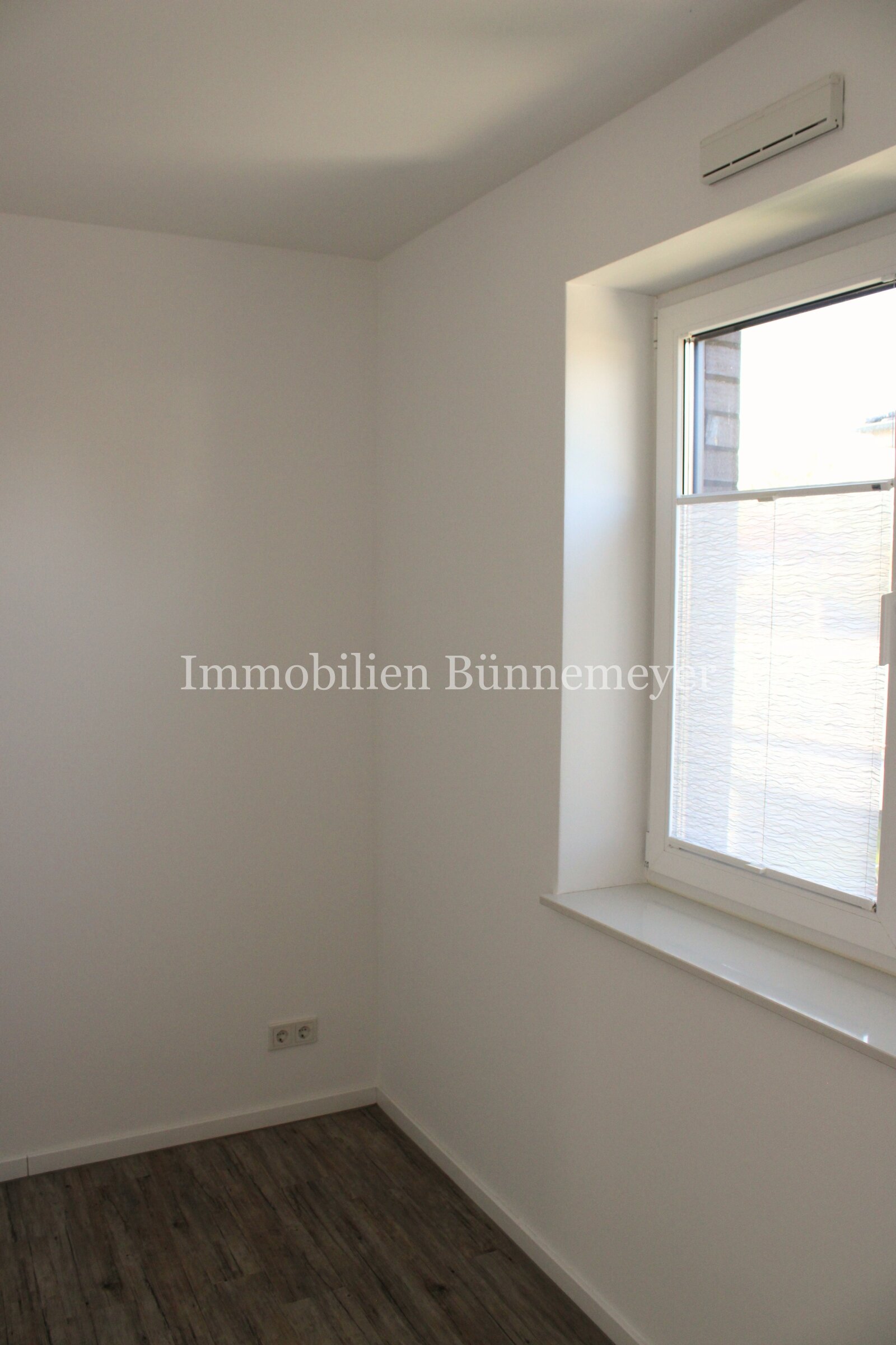 Wunderschöne moderne lichtdurchflutete Wohnung im Obergeschoss 