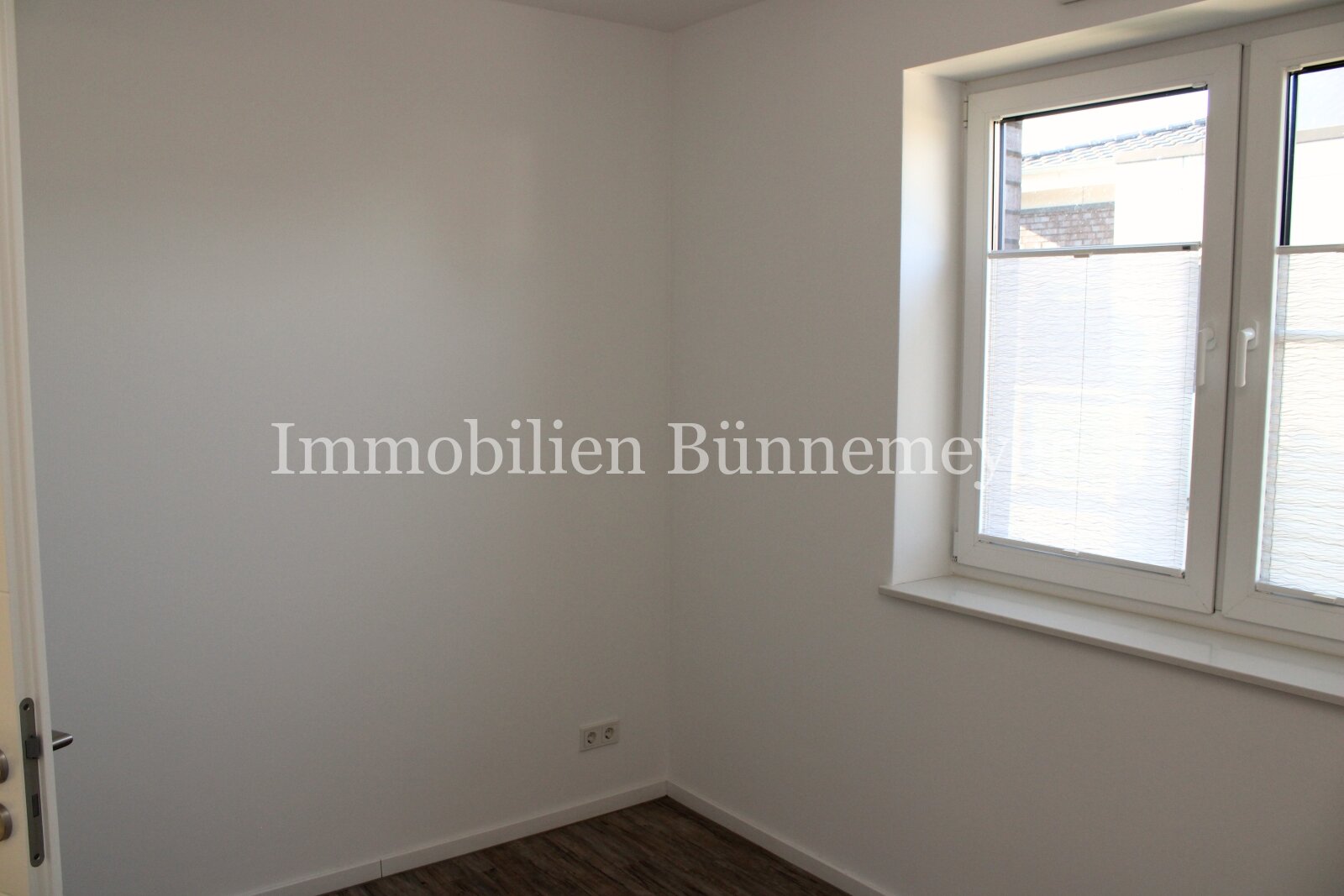 Wunderschöne moderne lichtdurchflutete Wohnung im Obergeschoss 