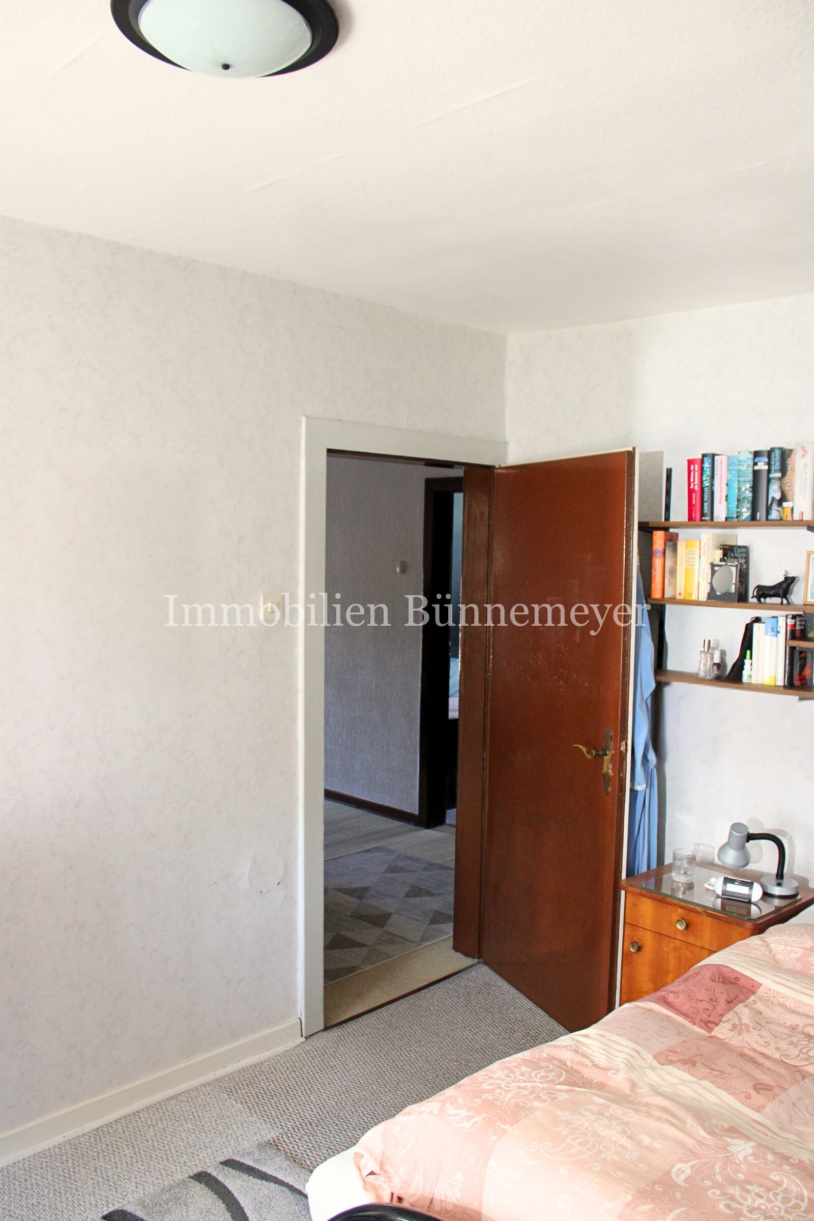 Mehrfamilienhaus mit einem traumhaften Garten