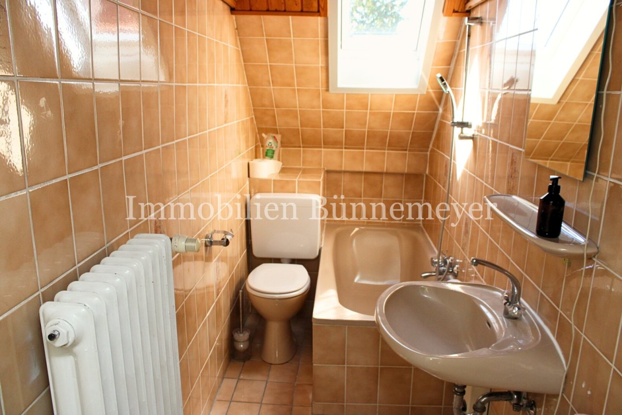 Bad - Wohnung angrenzend Bad - Wohnung angrenzend