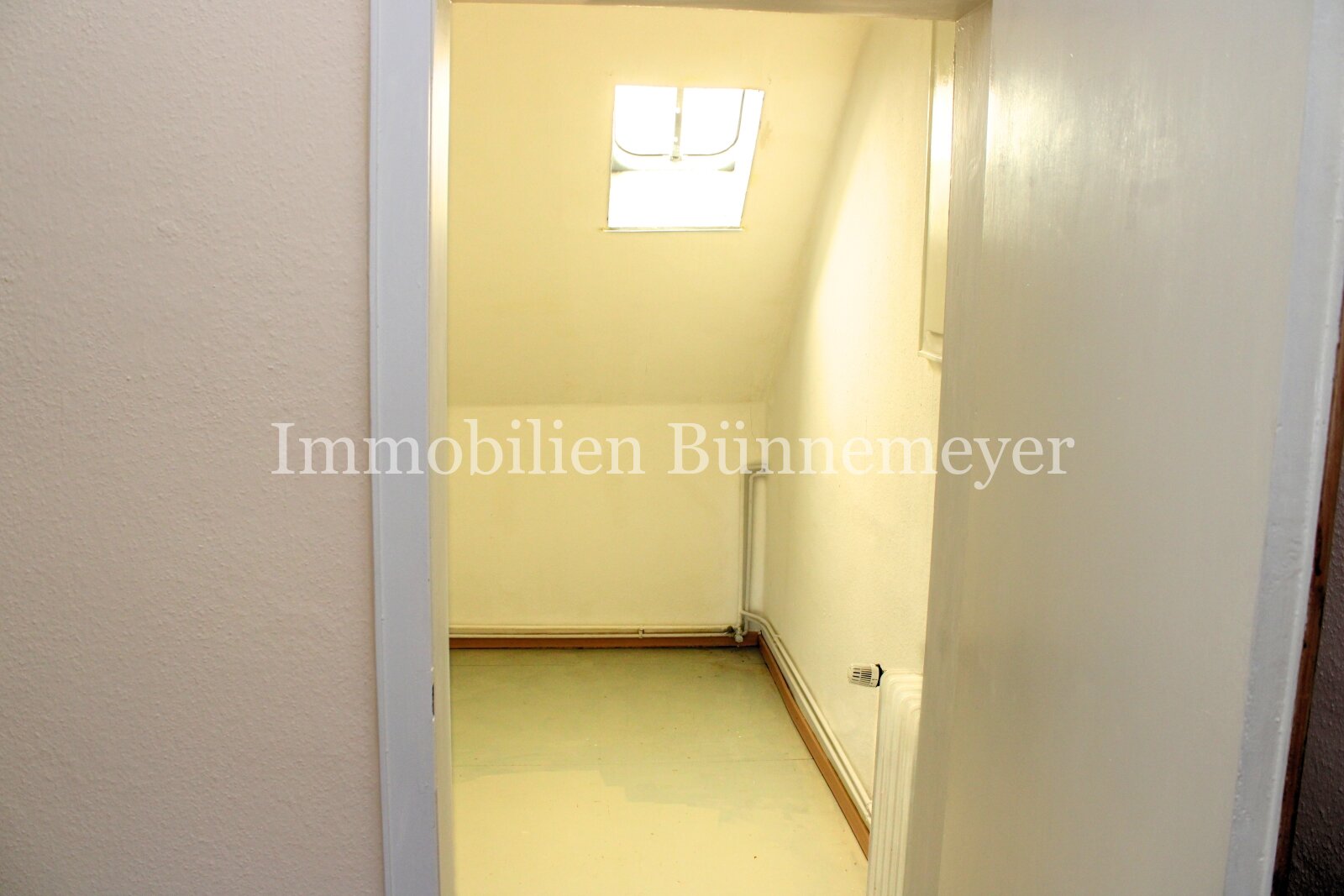 Extra Zimmer - Wohnung angrenzend Extra Zimmer - Wohnung angrenzend