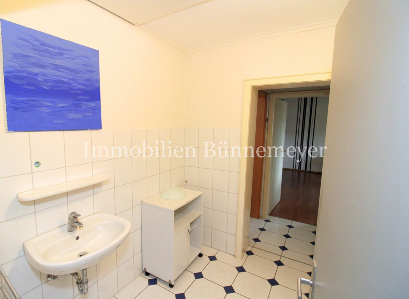 Zweites Bad - angrenzend an das Hauptschlafzimmer Zweites Bad - angrenzend an das Hauptschlafzimmer